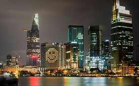 Khách sạn Renaissance Riverside Sài Gòn